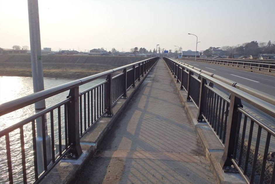 登米大橋 高覧設置工事